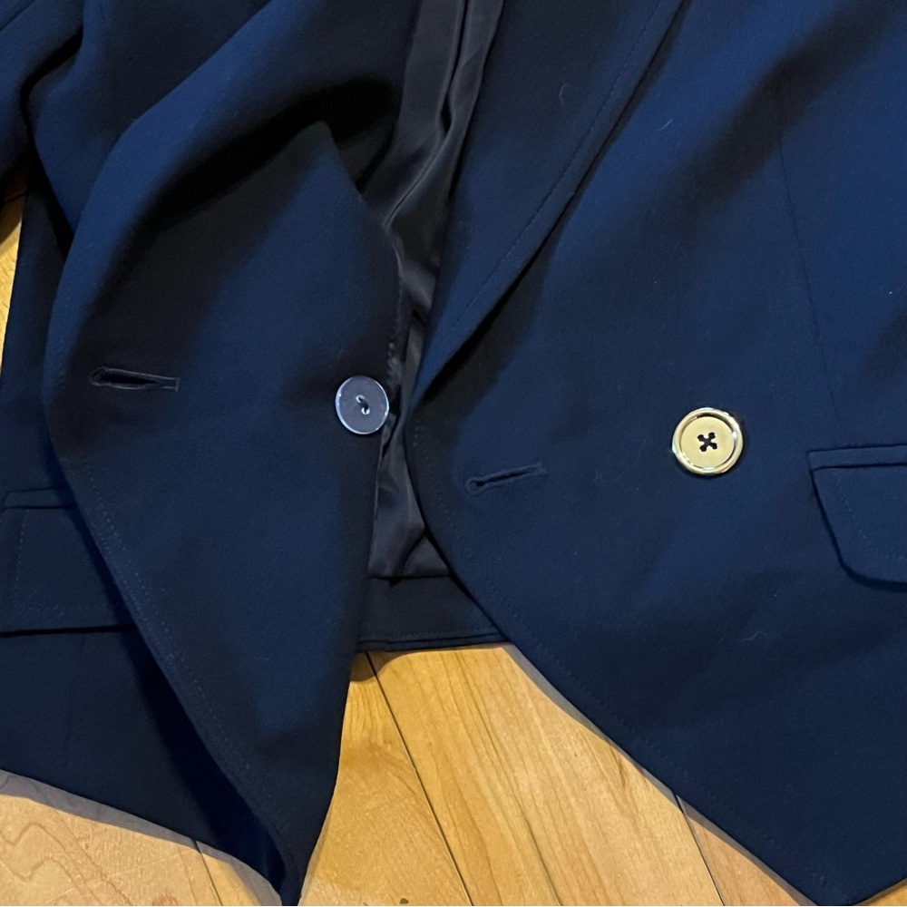 Trina Turk Navy Blue Blazer with gold metal buttons size eight (8) - Picture 5 of 11